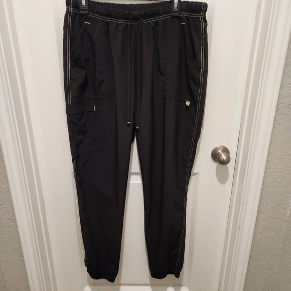 Scrubstar Size XL Black and Green Scrub Jogger pants - Picture 3 of 11